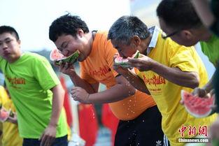 热心吃瓜民众,揭秘娱乐圈最新热点事件