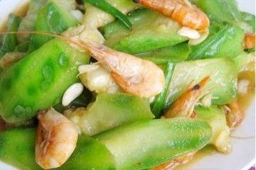 月子可以吃炒角瓜,炒角瓜的美味与益处