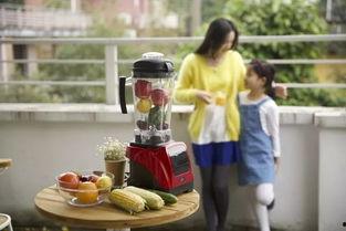 六一妈妈吃瓜,瓜田里的欢乐时光