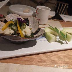 吃了酸菜可以吃哈密瓜