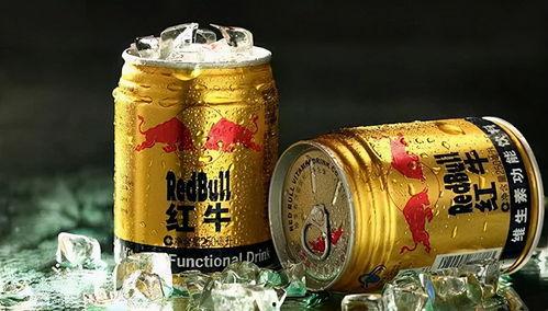 男孩喝红牛吃瓜视频,男孩的夏日狂欢瞬间