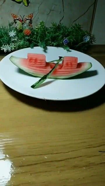 吃瓜脚踏几条船,娱乐圈的复杂关系网