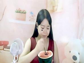 吃瓜女孩直播视频,吃瓜女孩带你领略网红幕后生活