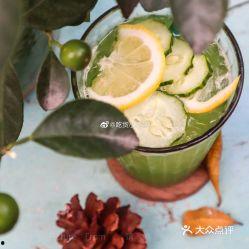 创意特调吃瓜,创意特调吃瓜盛宴，尽享清凉一夏！