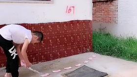 军训吃瓜吃到自己头上