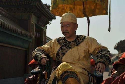 三爷子吃瓜,揭秘娱乐圈背后的秘密与八卦