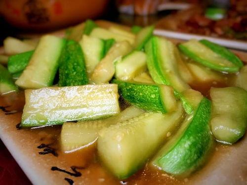 八瓜吃吗,揭秘八瓜的独特风味与食用之道