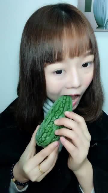 站姐直播吃瓜,娱乐圈吃瓜大事件幕后真相